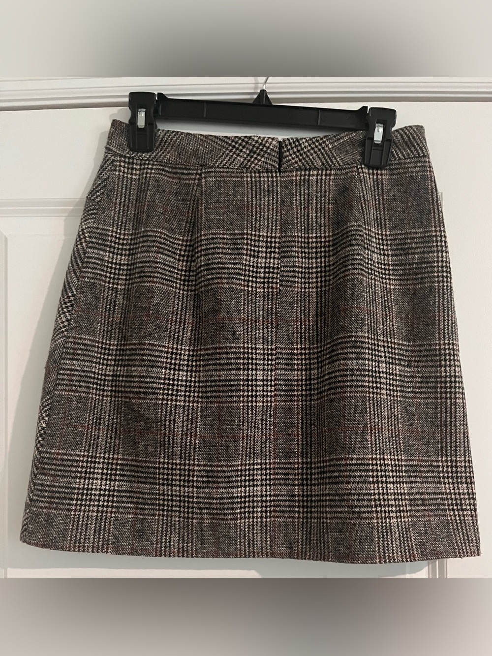 bagatelle Brown Plaid Button-Front Mini Skirt XS NWT - Picture 3 of 5